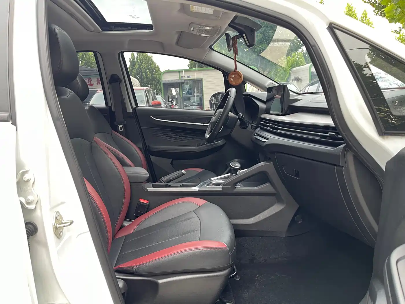 Geely Vision X3 2022 2021 PRO 1.5L CVT Premium