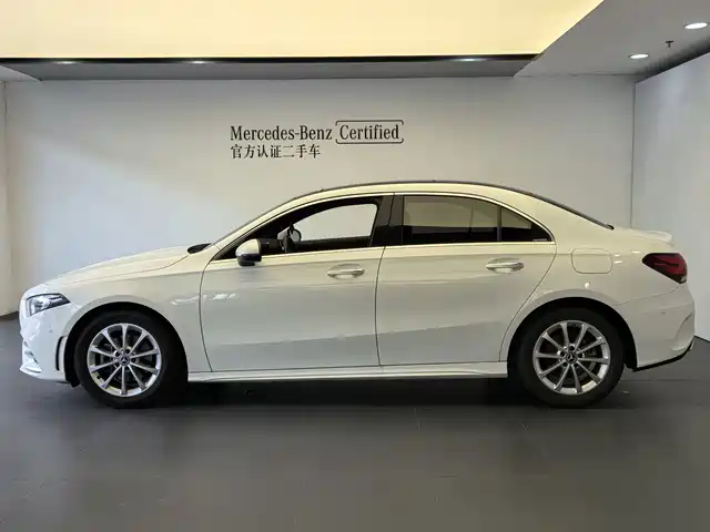Mercedes-Benz A-Class 2022 A 200 L Sport Sedan Style — фото 2