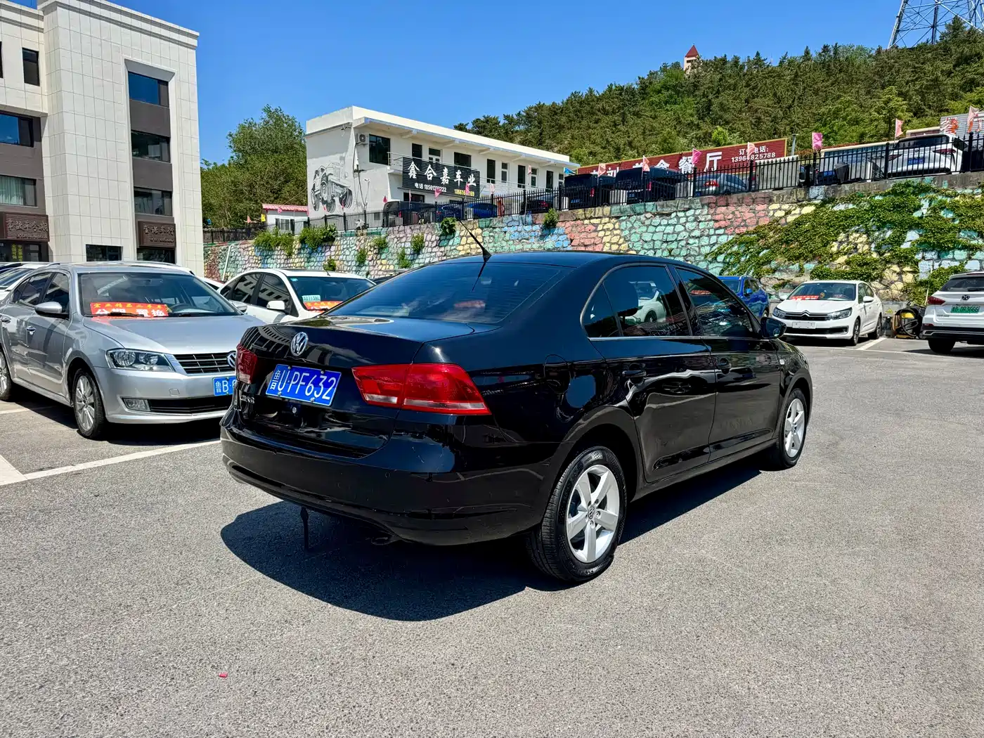 Volkswagen Santana 2015 1.6L Automatic Comfort Edition фото 9