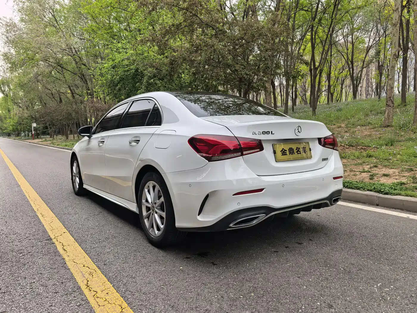 Mercedes-Benz A-Class 2022 A 200 L Sport Sedan Dynamic фото 6