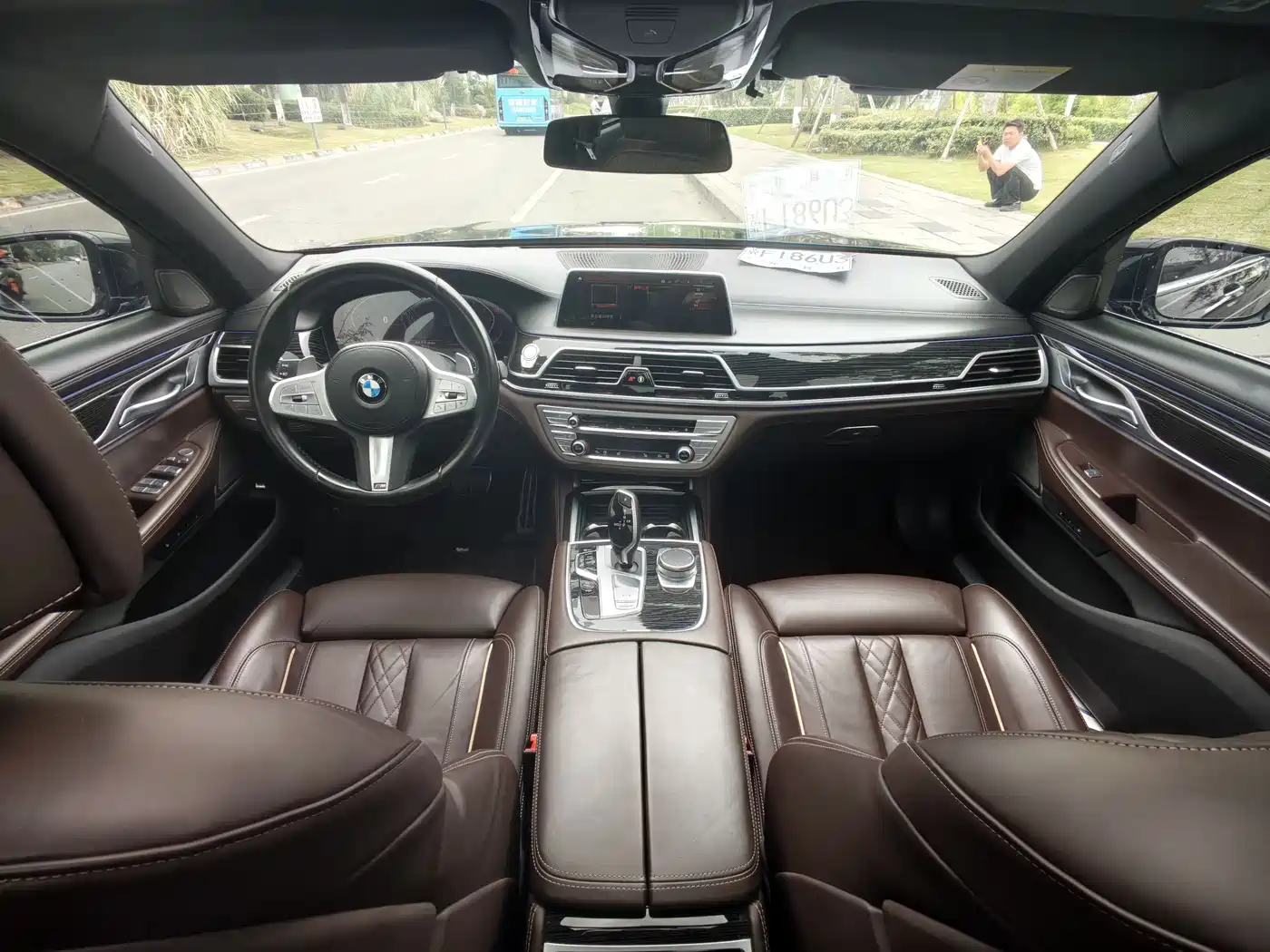 BMW 7 Series 2021 Model 730Li M Sport Package фото 13