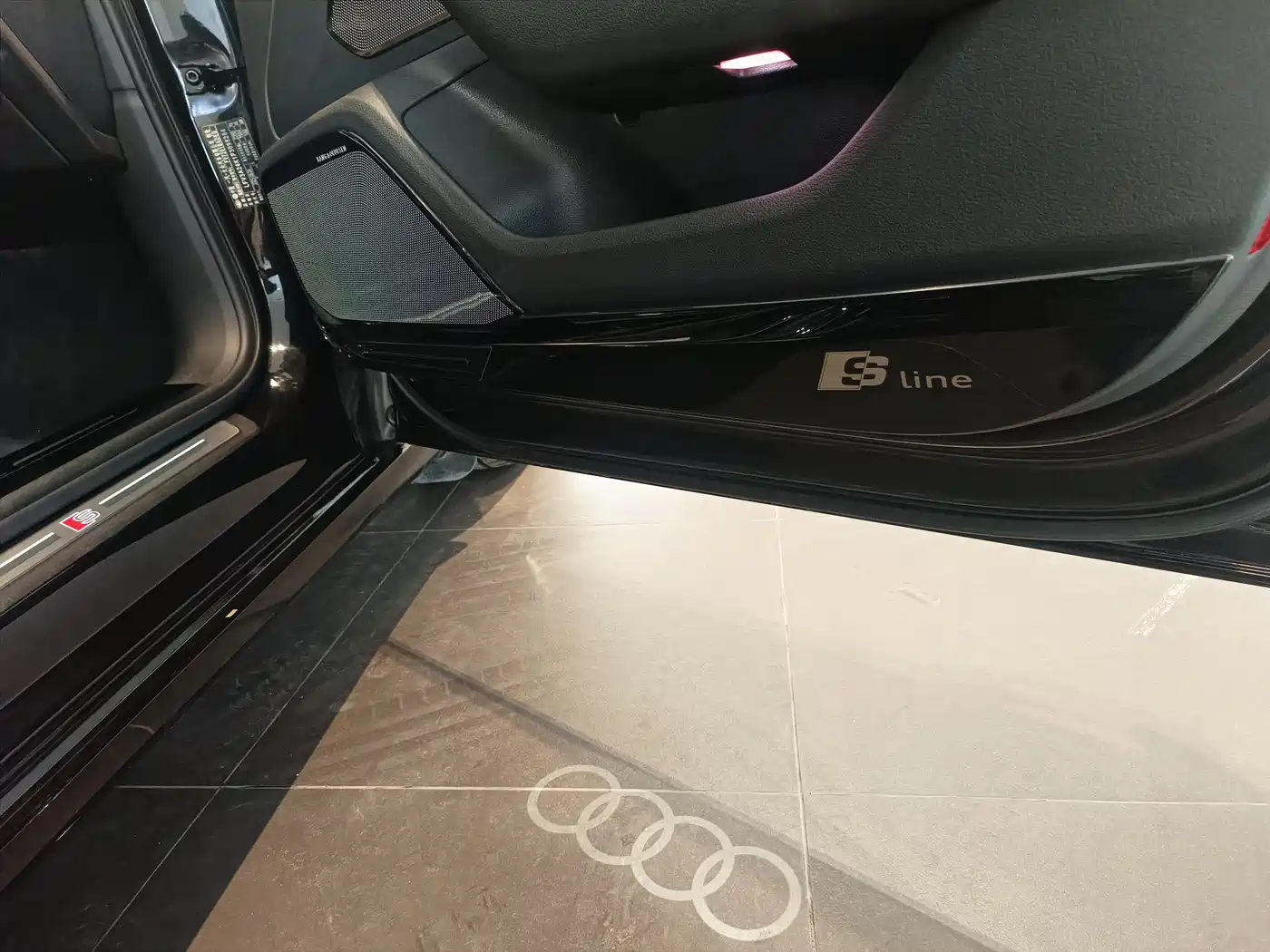 Audi A6L 2023 45 TFSI Premium Selection Dynamic фото 11