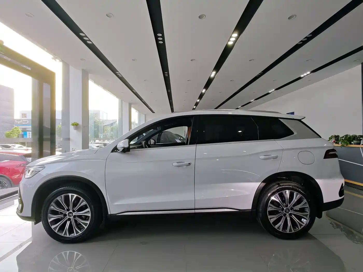 BYD Song Pro New Energy 2022 DM-i 110km Flagship Pro фото 11