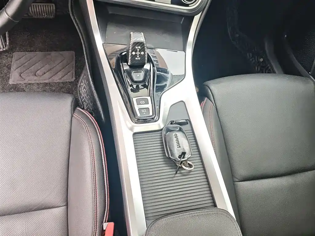 Lynk & Co 01 2019 2.0T 2WD Shine Pro Version China VI фото 7