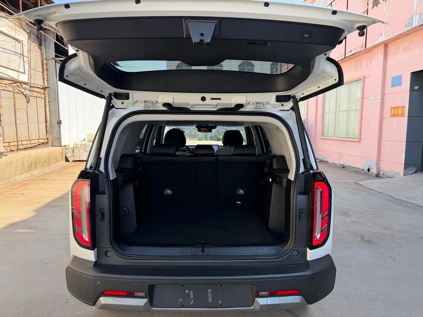 BAIC ORV Beijing Off-Road BJ30 2024 1.5T Magic Core E-Drive Standard Edition фото 13