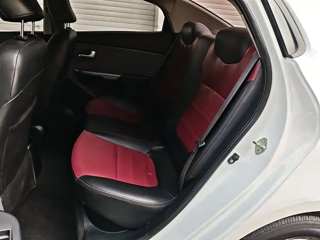 Kia K2 2015 Sedan 1.4L AT GLS фото 17