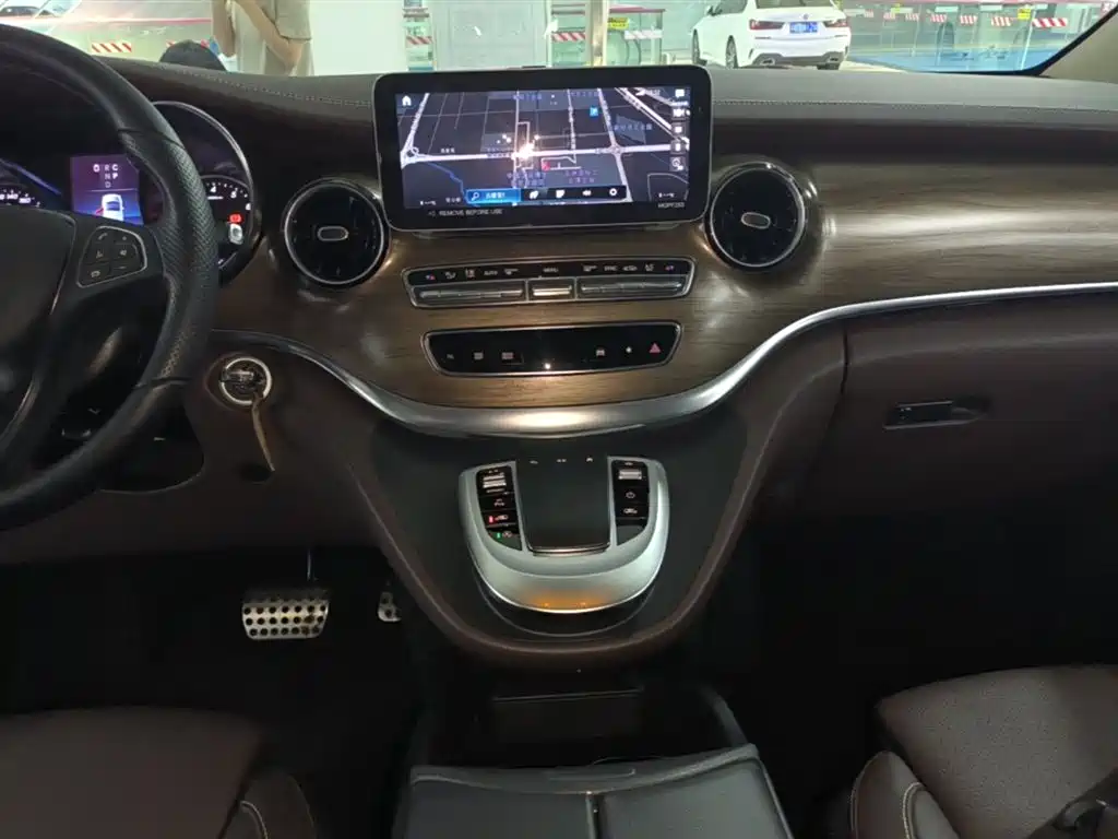 Mercedes-Benz V-Class 2022 V 260 Prestige Edition фото 13