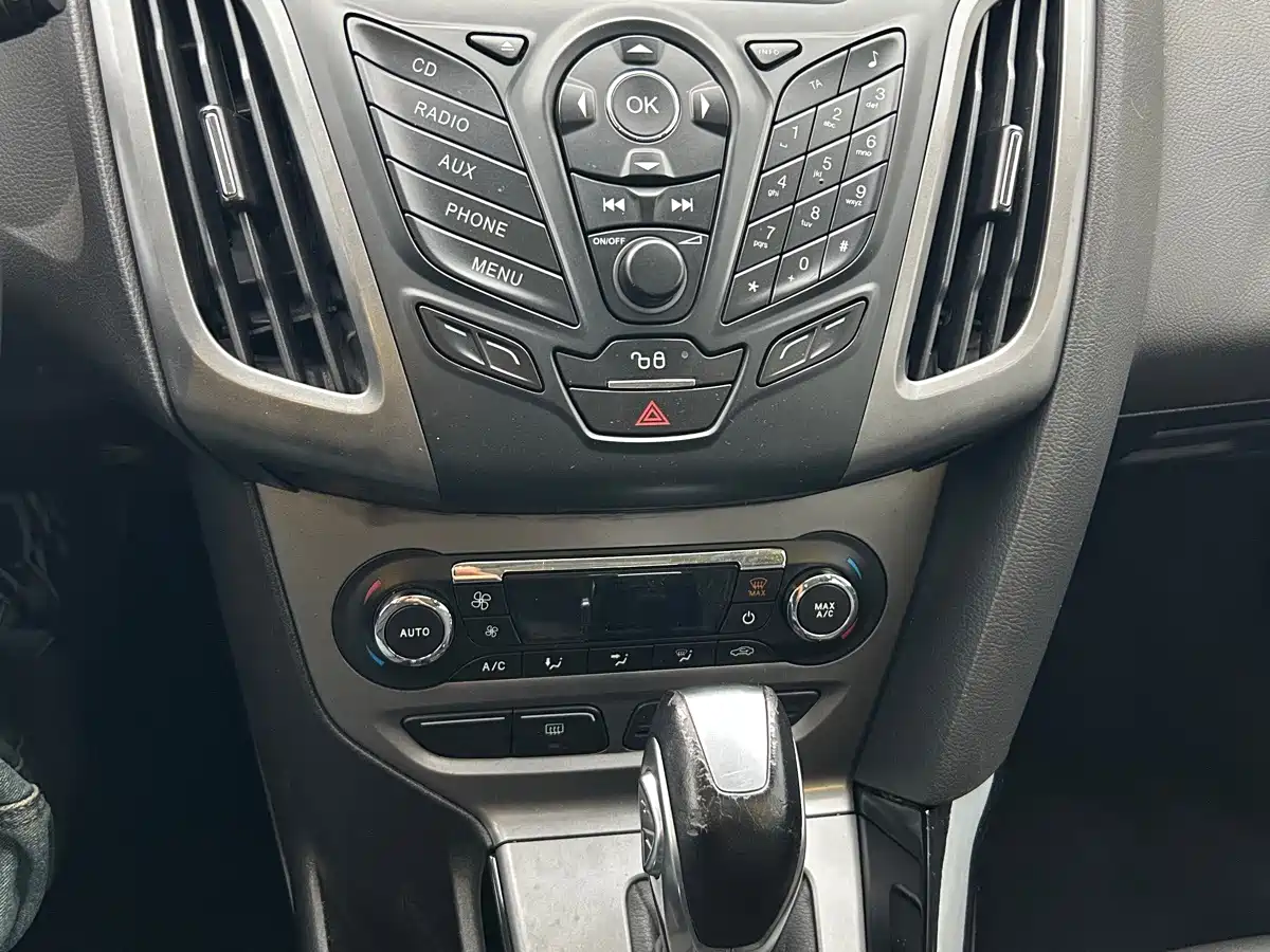 Ford Focus 2012 2012 Hatchback 1.6L Automatic Trend