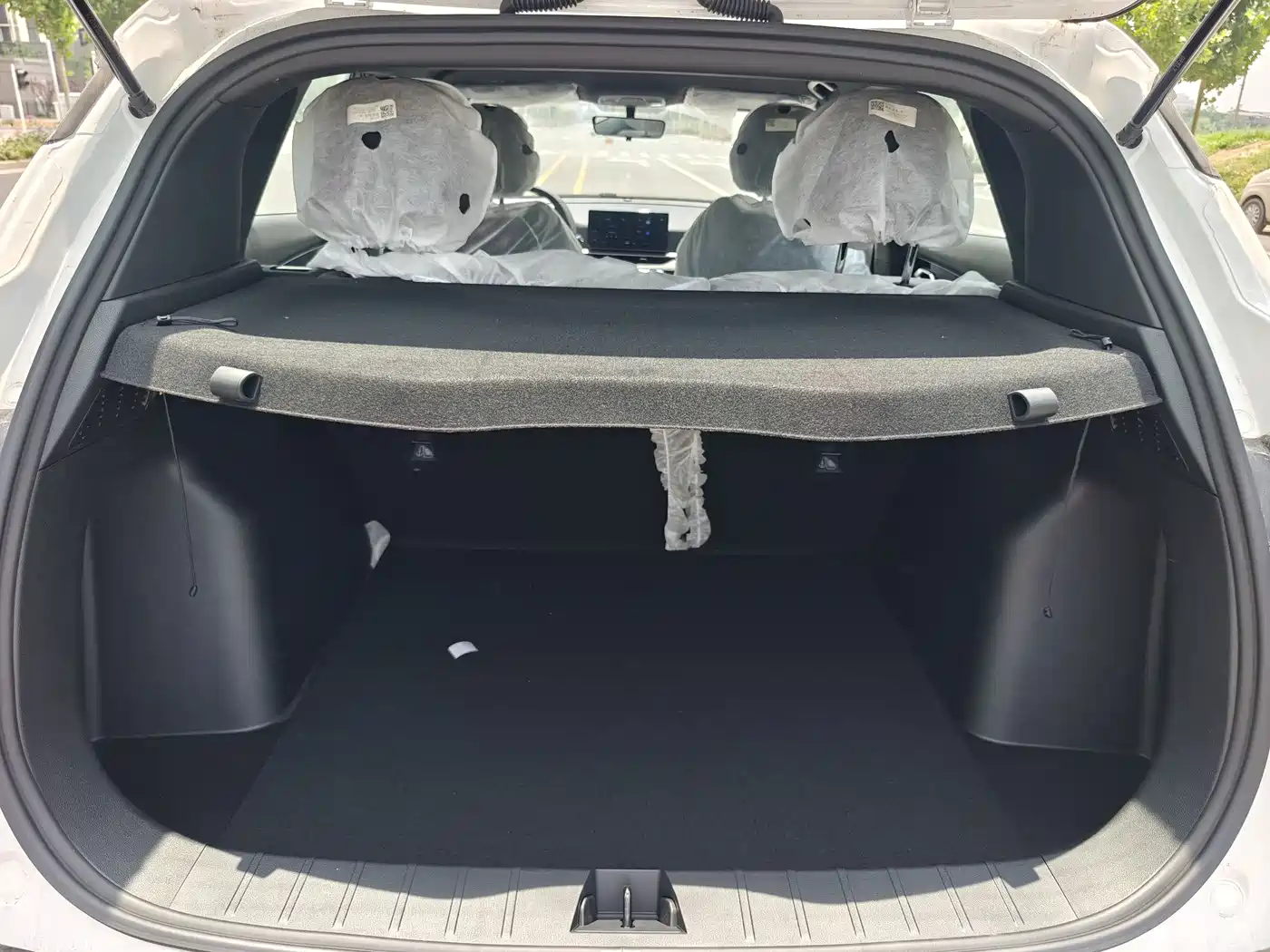 GEELY AUTOMOBILE BINYUE