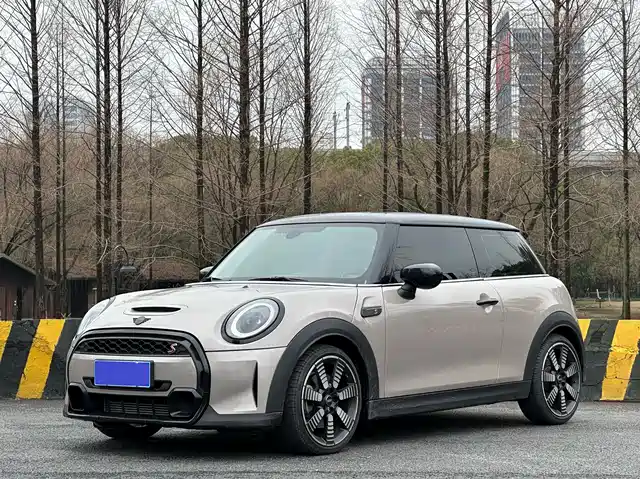 MINI MINI 2022 Facelift 2.0T COOPER S Artist