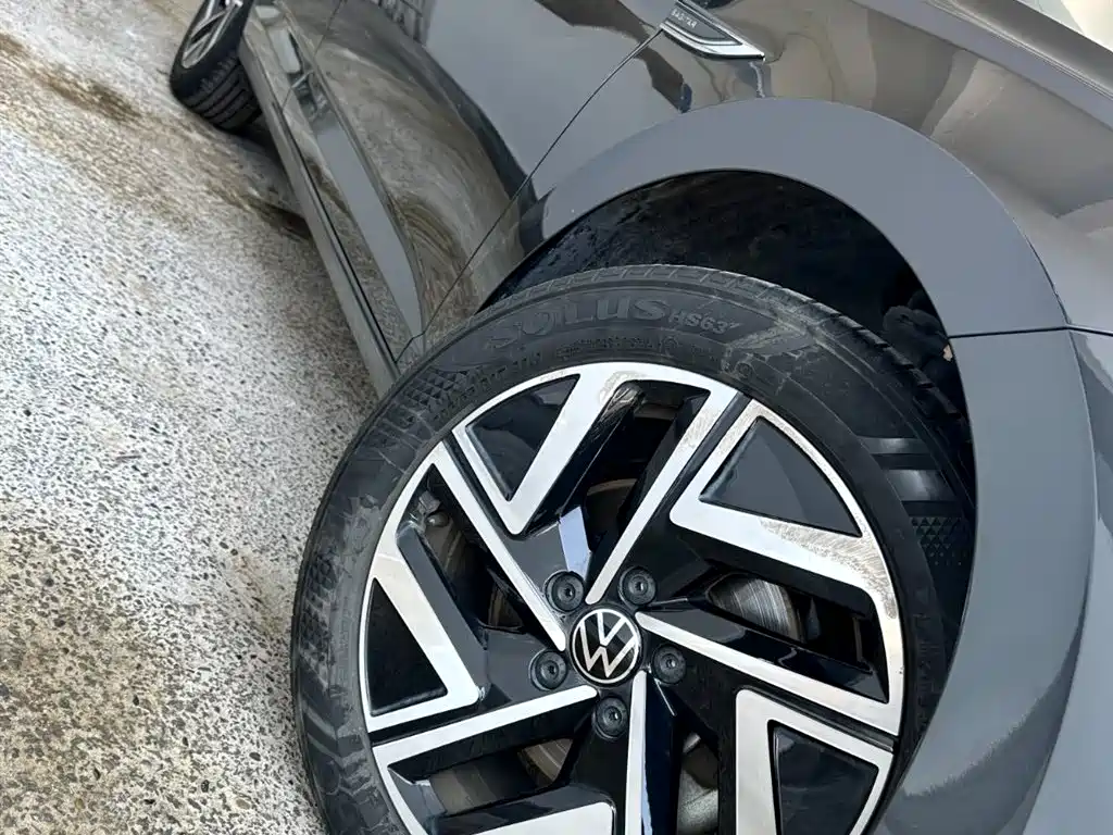 Volkswagen Sagitar 2023 300TSI DSG Surpassing Edition фото 27
