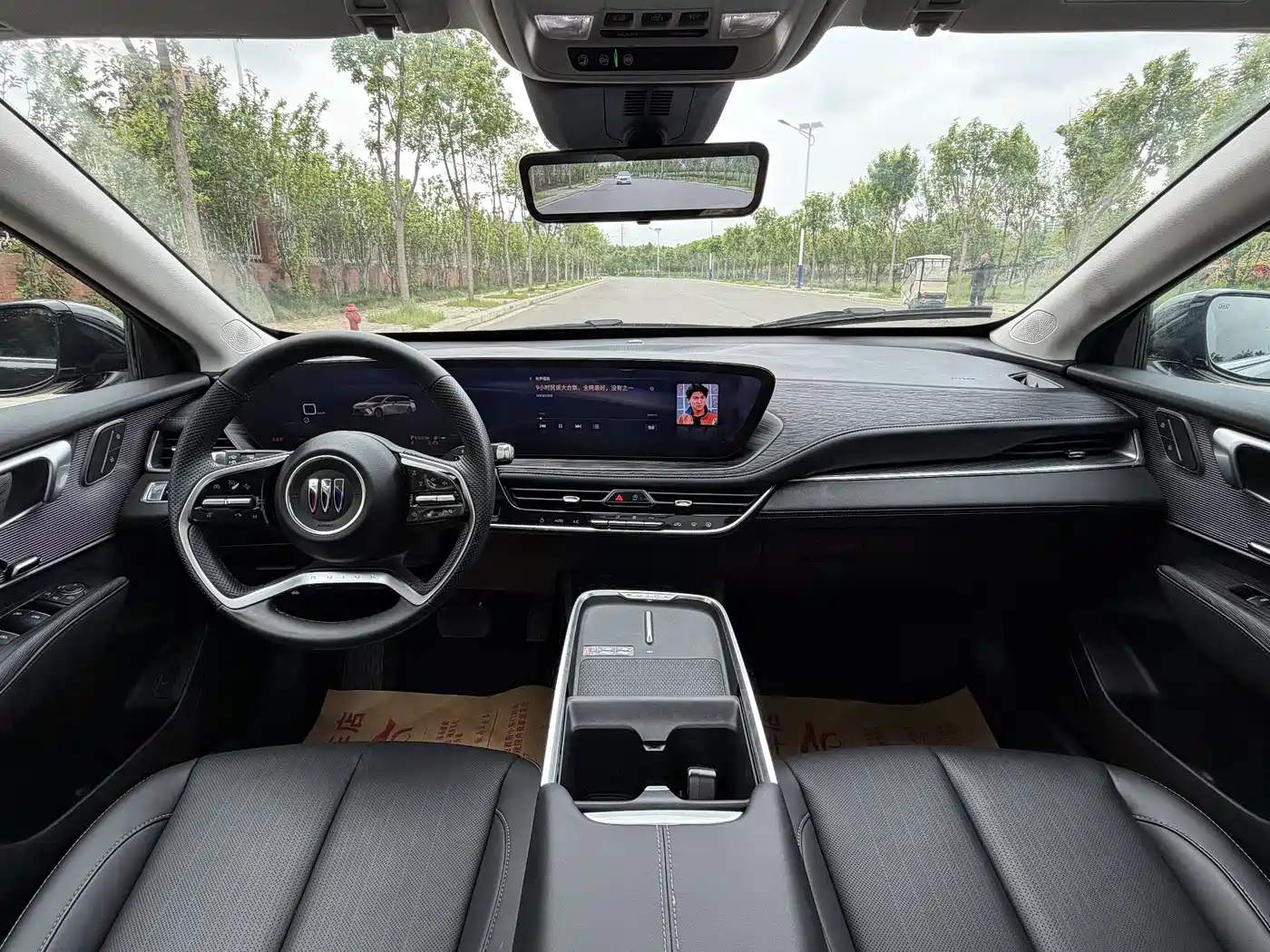 Buick LaCrosse 2025 Model 28T Platinum Edition фото 12