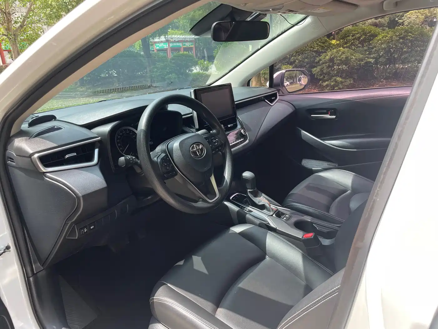 Toyota Corolla 2021 1.2T S-CVT Elite PLUS Edition фото 12
