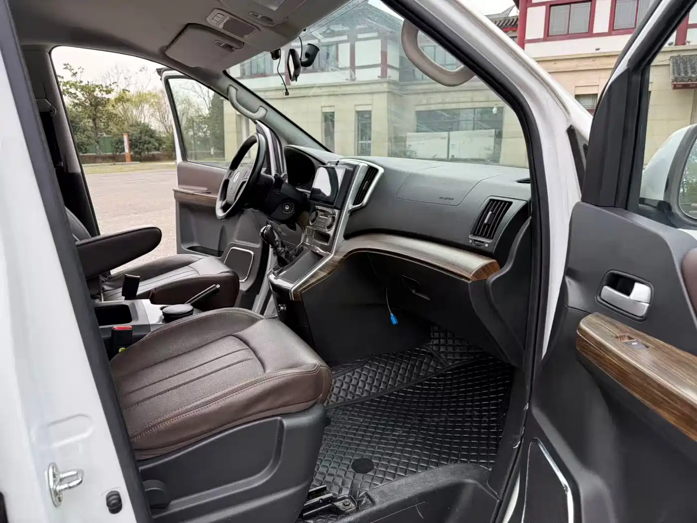 DONGFENG LINGZHI PLUS