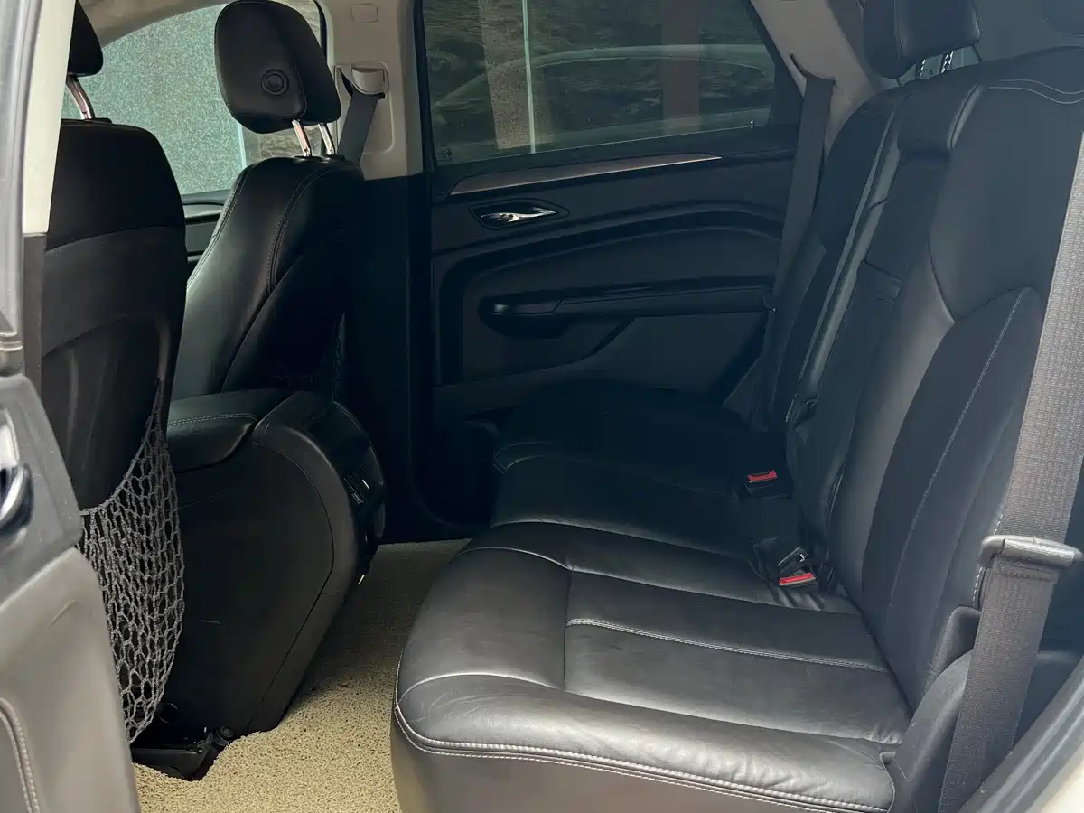 Cadillac SRX 2014 3.0L Comfort Model фото 9