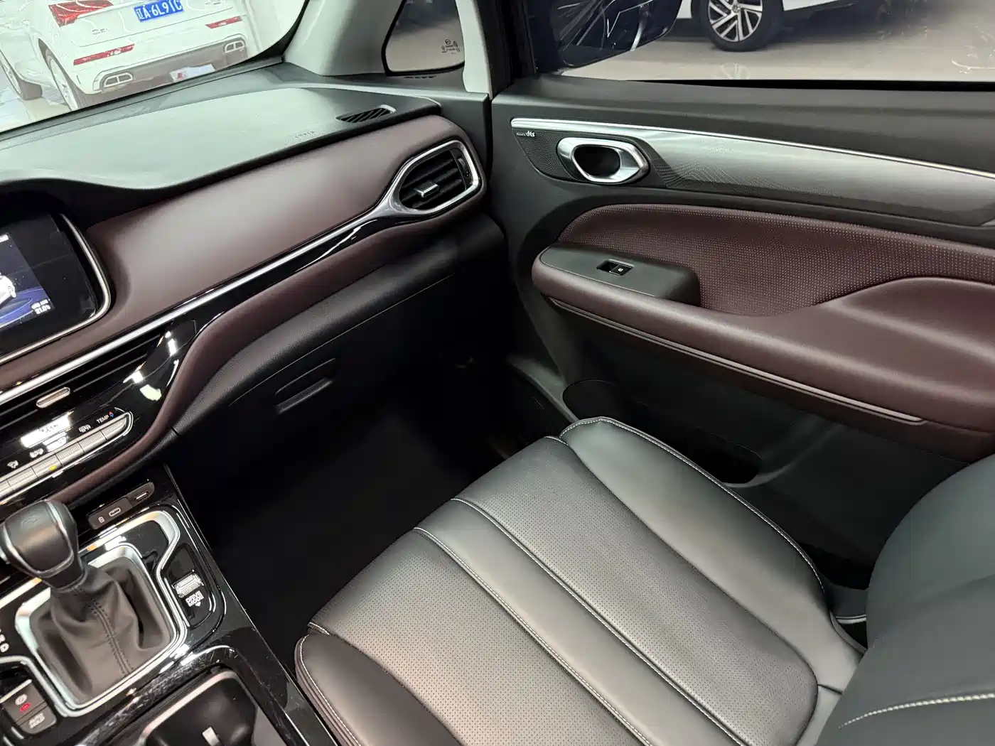 GAC Trumpchi Trumpchi M6 2023 PRO 270T DCT Premium Edition фото 10