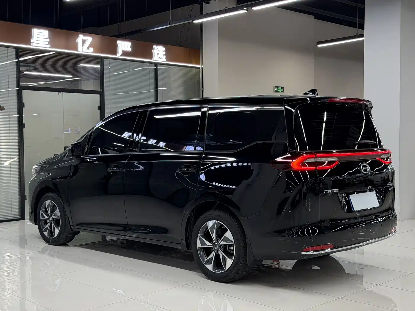 GAC Trumpchi Trumpchi M6 2023 PRO 270T DCT Premium Edition фото 18