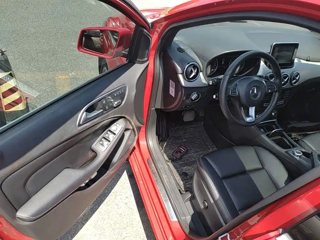 Mercedes-Benz B-Class 2015 B 200 Style фото 16