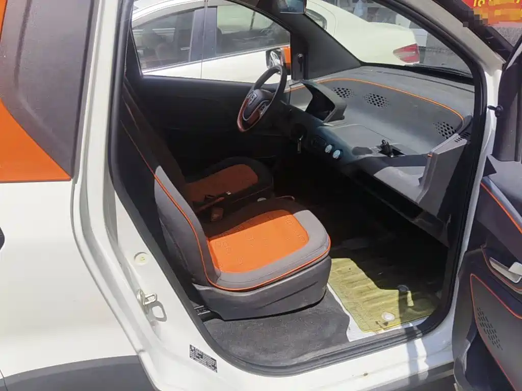 Baojun E100 2019 2019 250KM Smart Edition