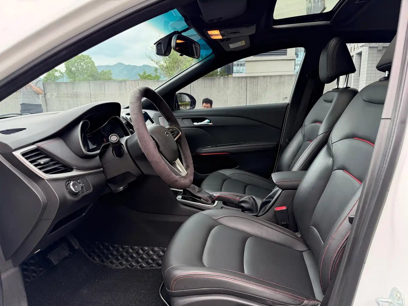 Chevrolet Monza 2020 Mild Hybrid RS 330T Automatic Smooth Edition фото 4