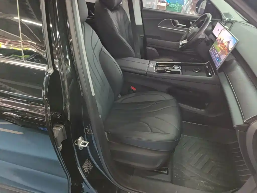Chery Fengyun Fengyun T9 2026 2025 120 Long Range Premium 5-seater LFP