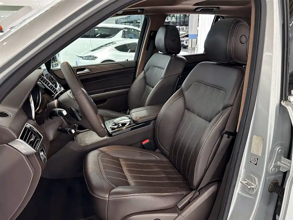 Mercedes-Benz GLE 2016 GLE 400 4MATIC фото 8