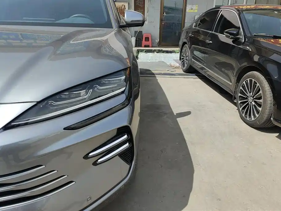 BYD Song PLUS PHEV 2024 Glory Edition DM-i 110km Flagship фото 5