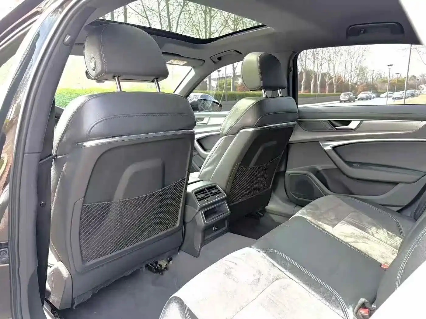 Audi A6L 2021 40 TFSI Luxury Sport фото 6