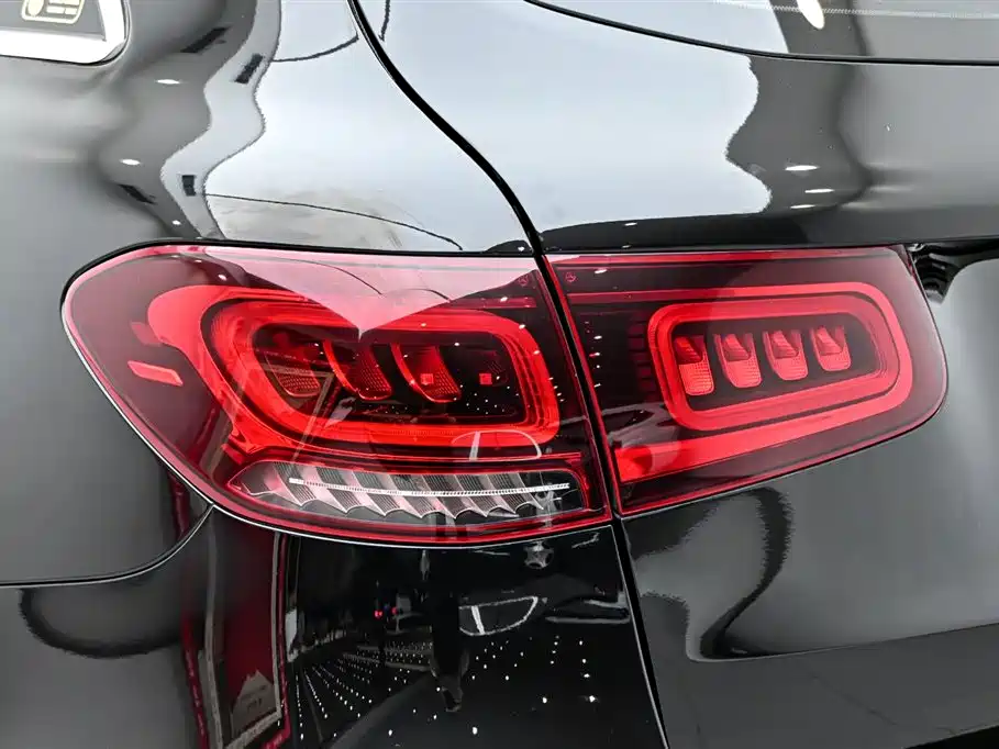 Mercedes-Benz GLC 2022 Model GLC 260 L 4MATIC Luxury Edition фото 9