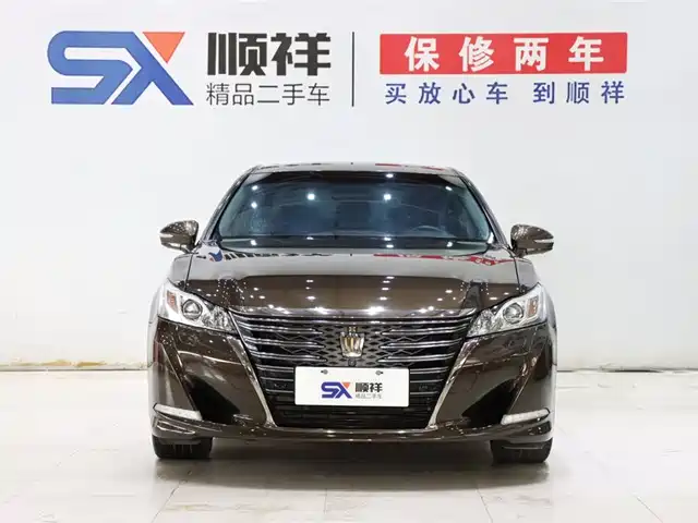 Toyota Crown 2018 2.0T Sport Edition — фото 2