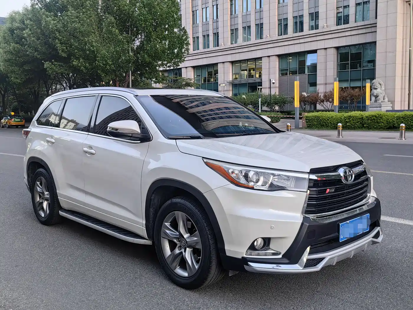 Toyota Highlander 2015 2.0T AWD Luxury Edition 7-seater фото 5