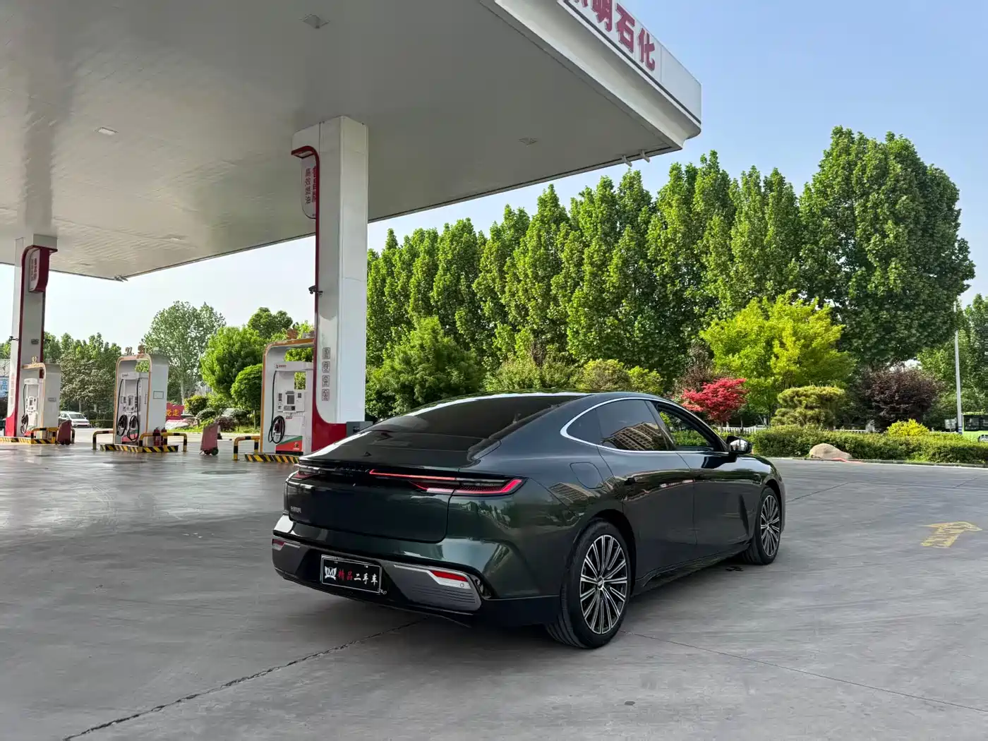 Geely Galaxy Galaxy Xingyao 8 2025 60km EM-i Luxury Edition фото 6