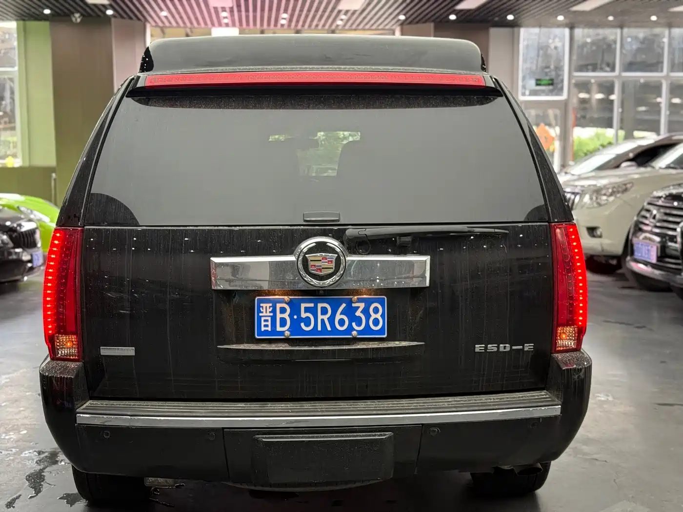 Cadillac Escalade 2010 2008 6.2 AWD