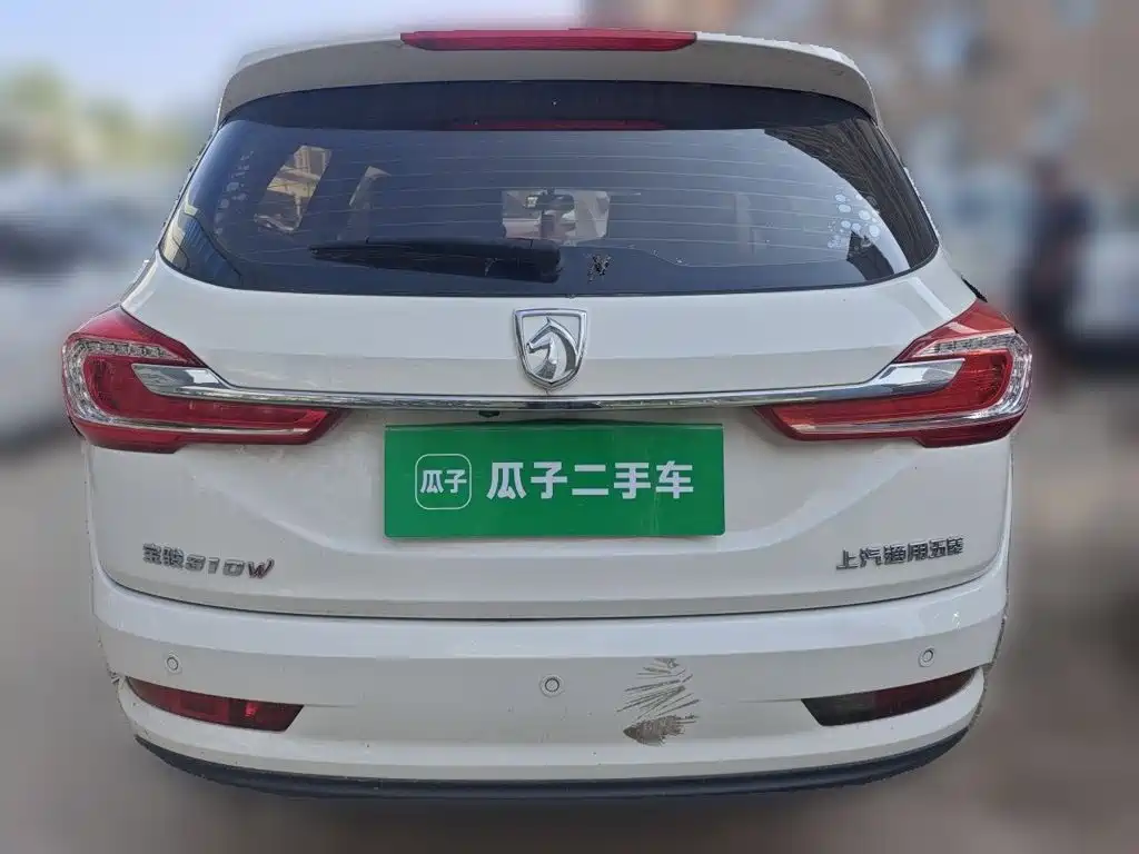 Baojun 310W 2019 2017 1.5L Manual Fashion Edition (China V)
