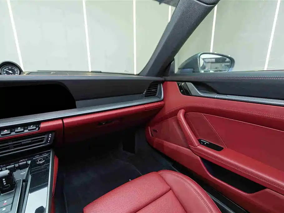Porsche 911 2022 Carrera 4S 3.0T фото 4