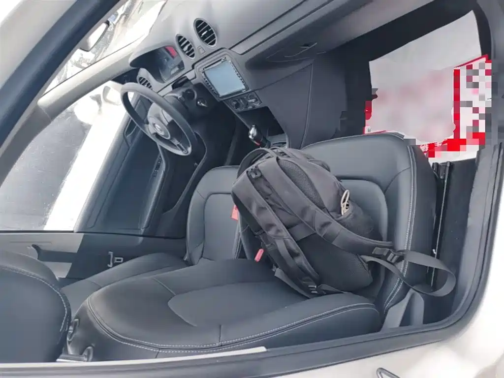 Volkswagen Jetta 2013 1.6L Automatic Fashion фото 25