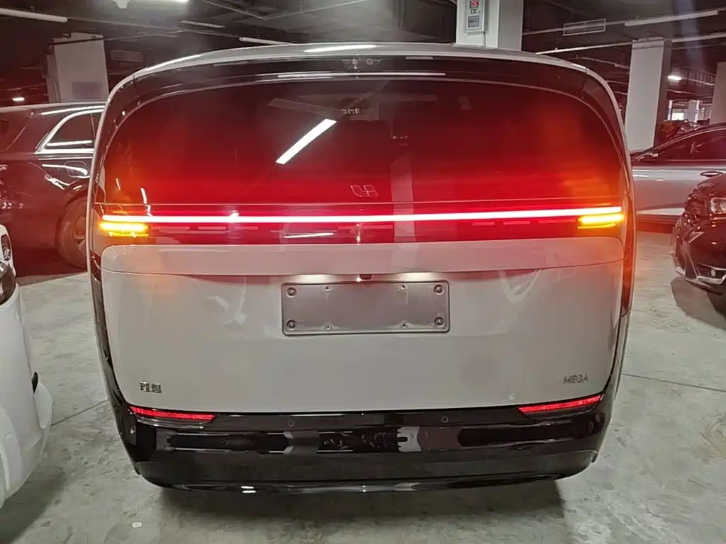 Li Auto MEGA 2024 2024 Ultra
