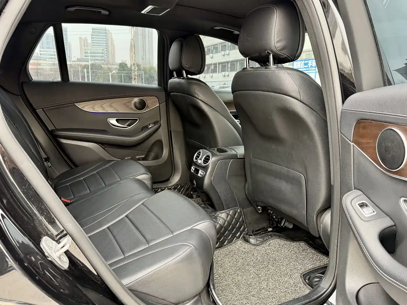 Mercedes-Benz GLC 2020 GLC 260 L 4MATIC Dynamic фото 17
