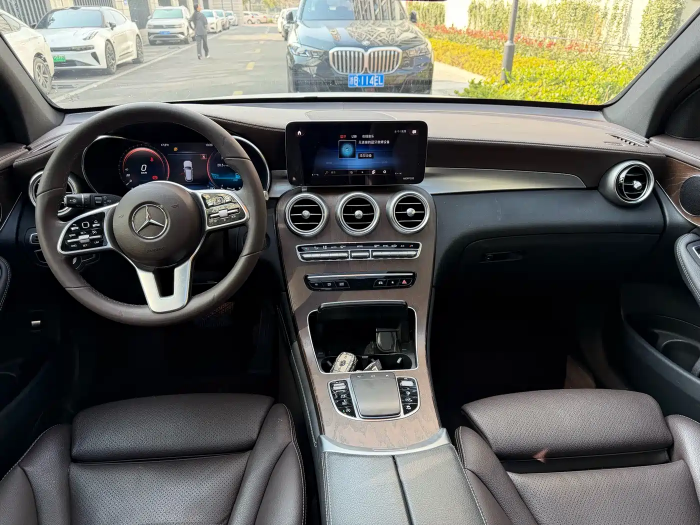Mercedes-Benz GLC 2020 Facelift GLC 260 L 4MATIC Luxury фото 6