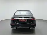 Фото 4 - Mercedes-Benz E-Class