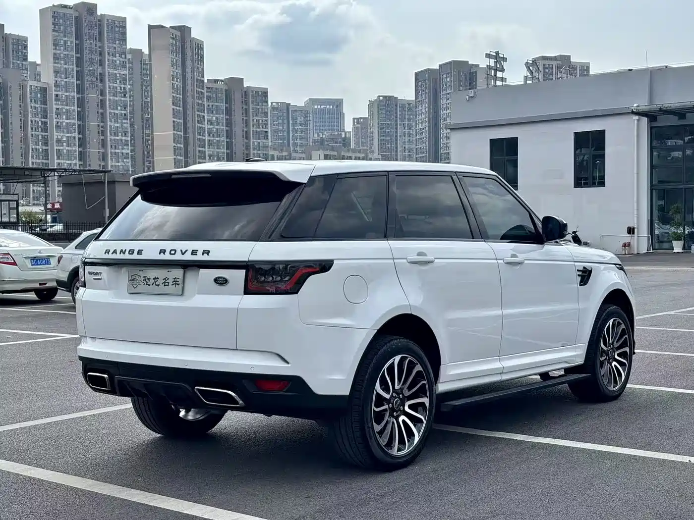 Land Rover Range Rover Sport 2014 3.0 SC V6 HSE фото 7