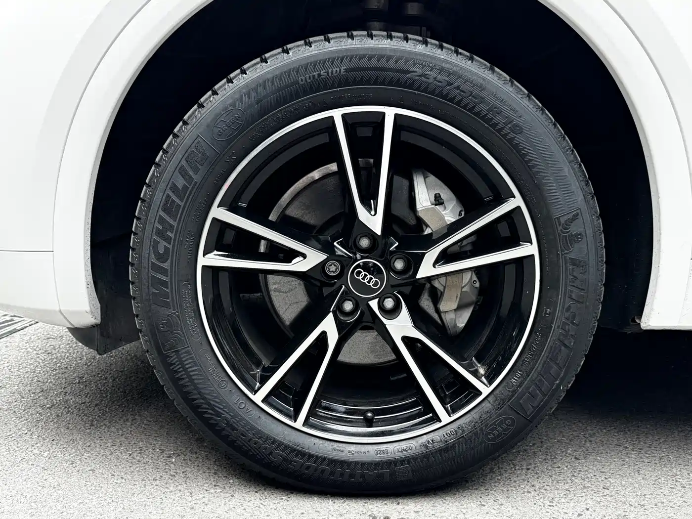 Audi Q5L 2022 40T Fashion Elegance фото 8