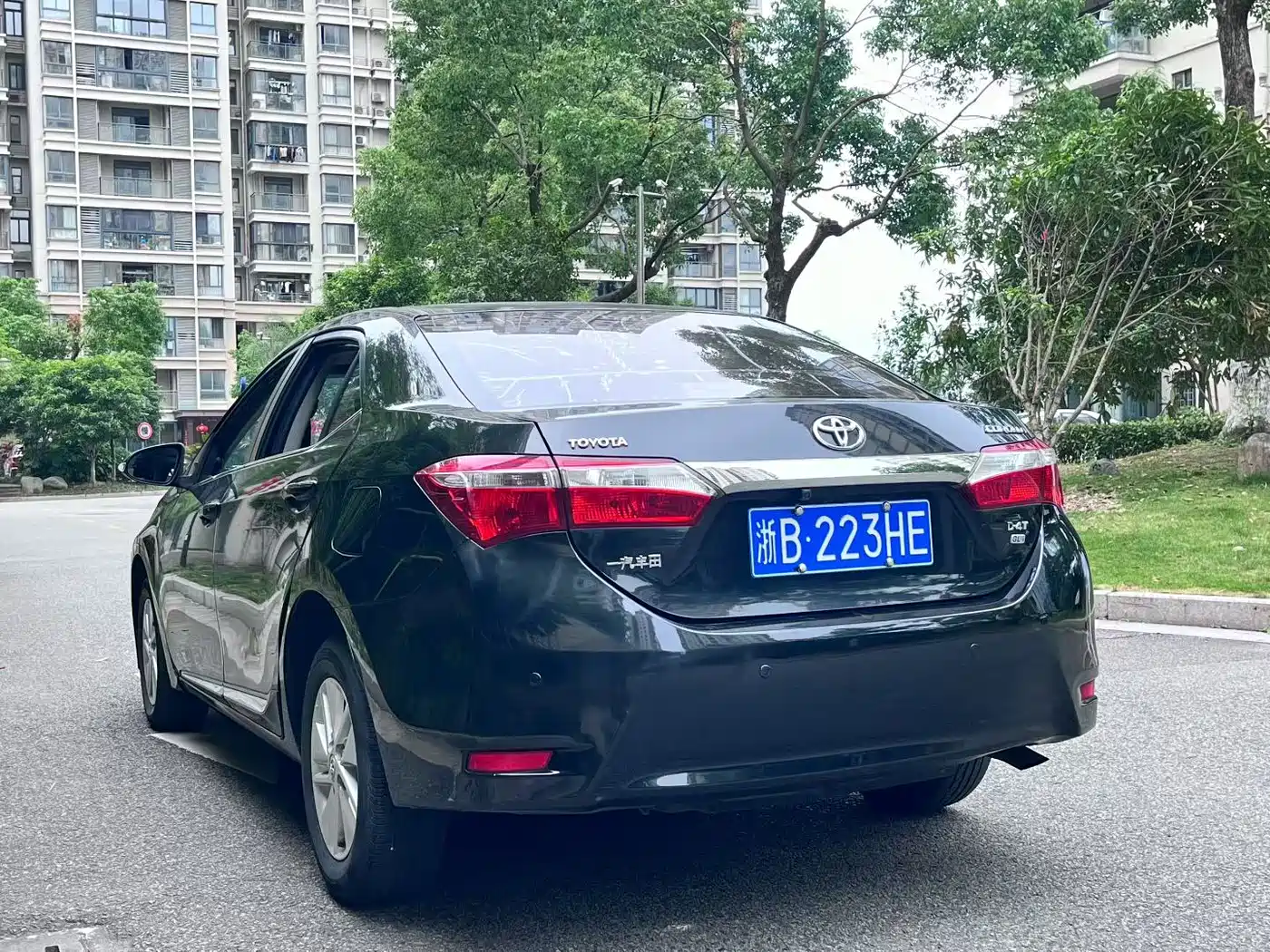 Toyota Levin 2017 1.2T E CVT Pioneer Edition фото 9