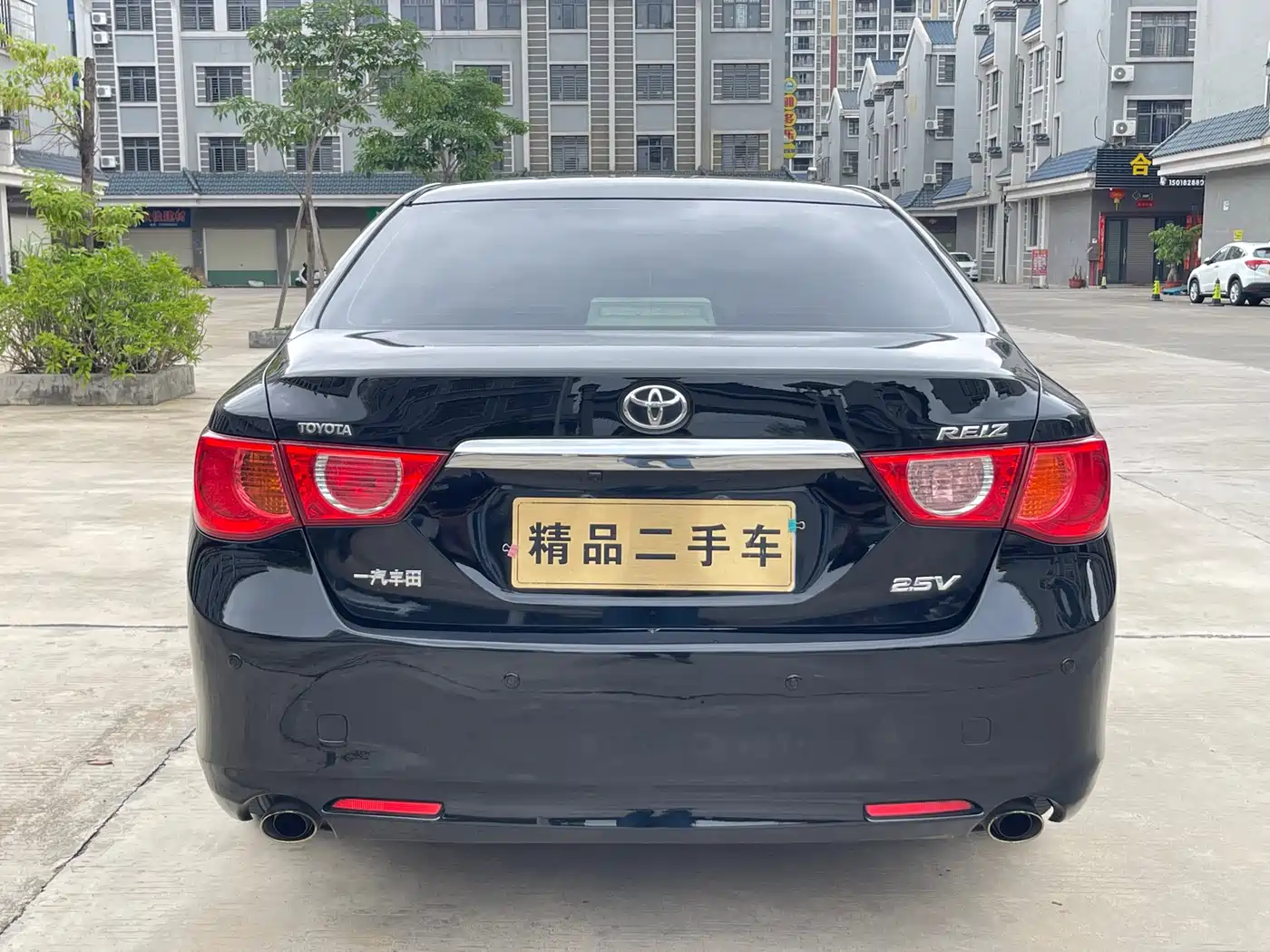 Toyota Reiz 2010 2.5V Elegance Elite Edition фото 6