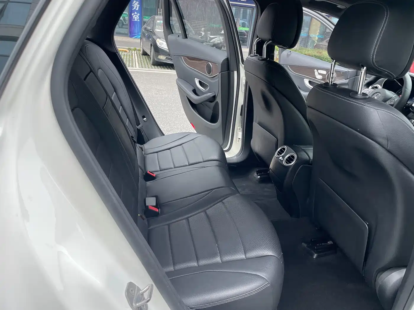 Mercedes-Benz GLC 2017 GLC 260 4MATIC Dynamic фото 13