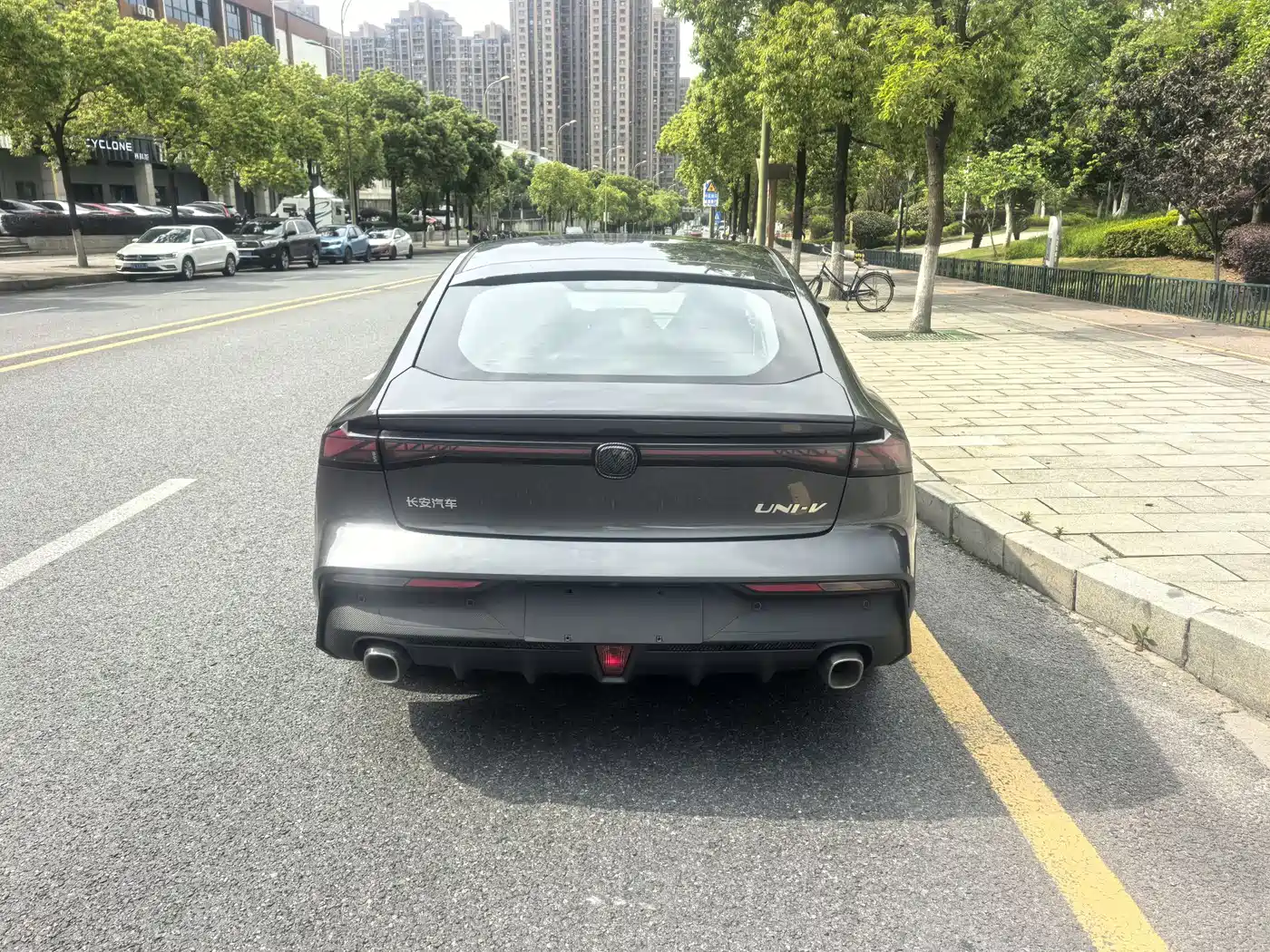 CHANGAN UNI-V