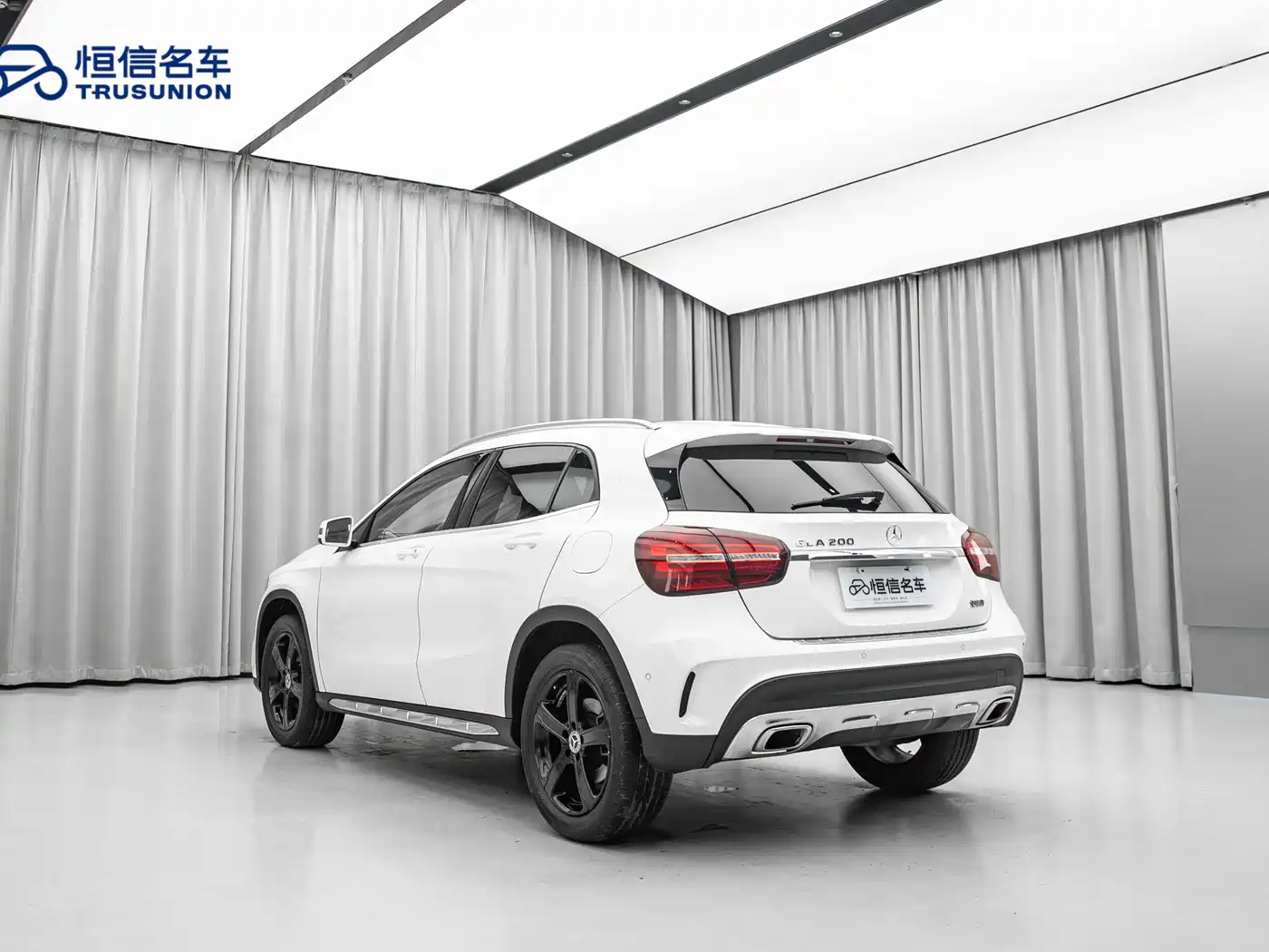 Mercedes-Benz GLA 2018 GLA 200 Fashion фото 6