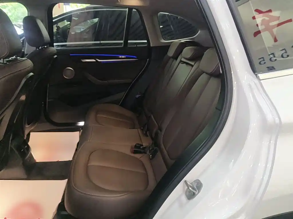 BMW X1 2022 xDrive25Li Premium фото 17