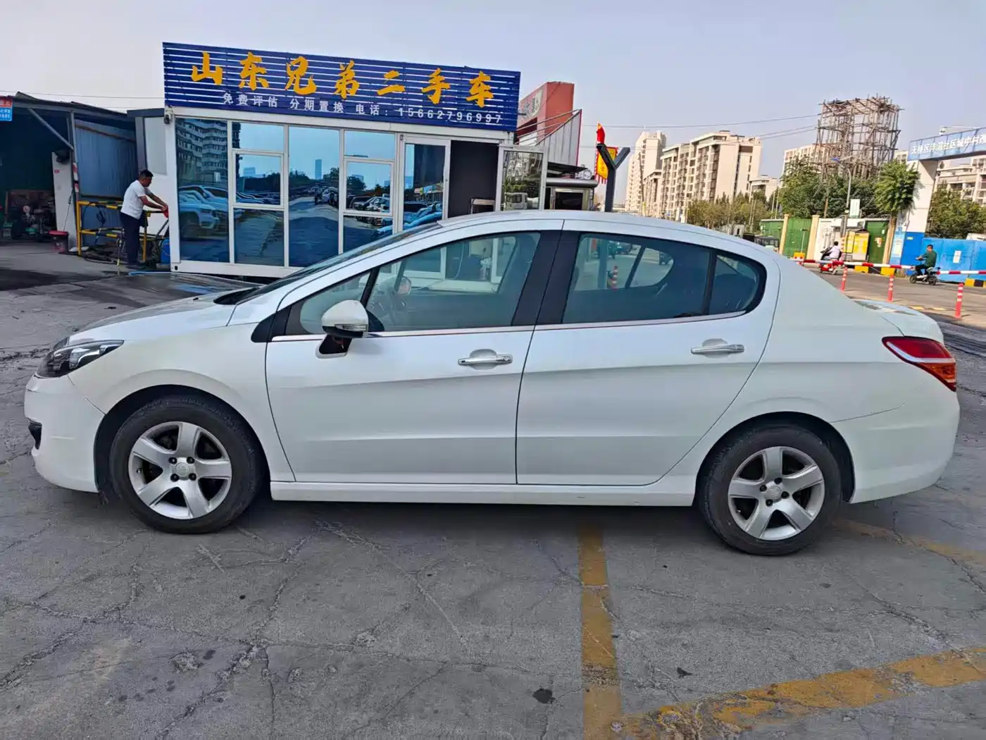 Peugeot 308 2014 2014 Model Joy Edition Classic 1.6L Manual Superior Style