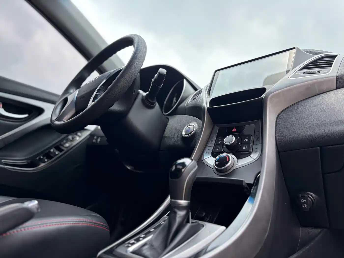 Hyundai Langdong 2015 1.6L Auto Premium фото 15